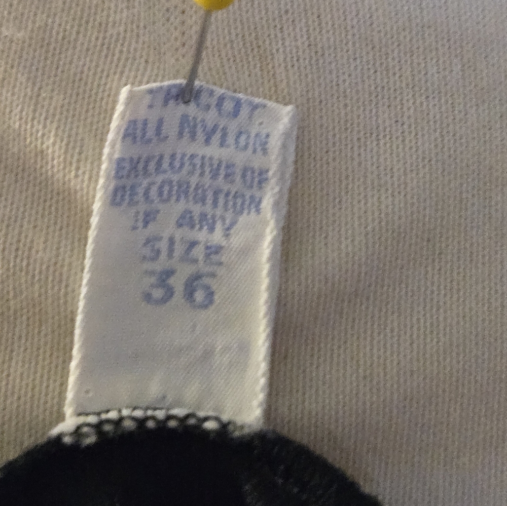 Slip. 296 - Picture 3 of 3
